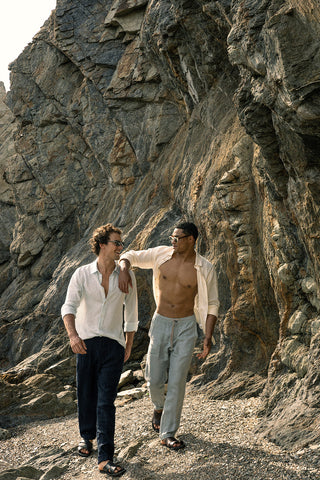 Camisa Privé blanca y Pantalón Privé para hombre — Îlot, Ropa de playa, Verano, Gafas, Sandalias