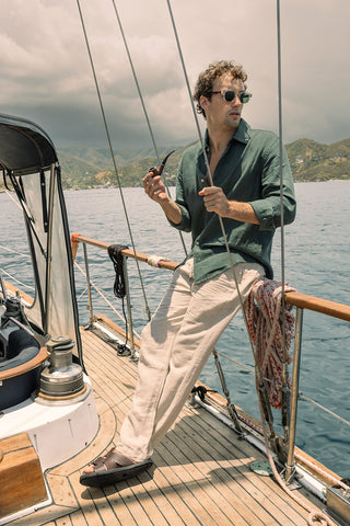 Pantalón Cabo caqui y Camisa verde para hombre — Îlot, Ropa de playa, Verano, Para toda ocasión, Gafas, Sandalias