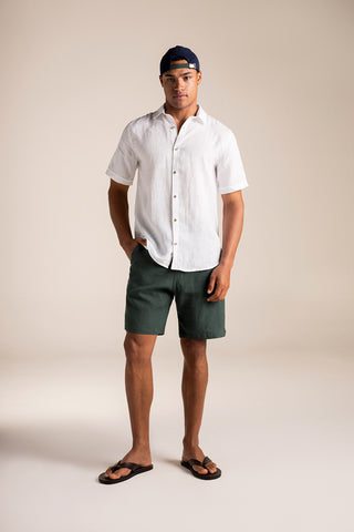 Camisa Bali blanca para hombre, Shorts — Îlot, Ropa de playa hombre, Verano, Para toda ocasión, Gorra, Sandalias