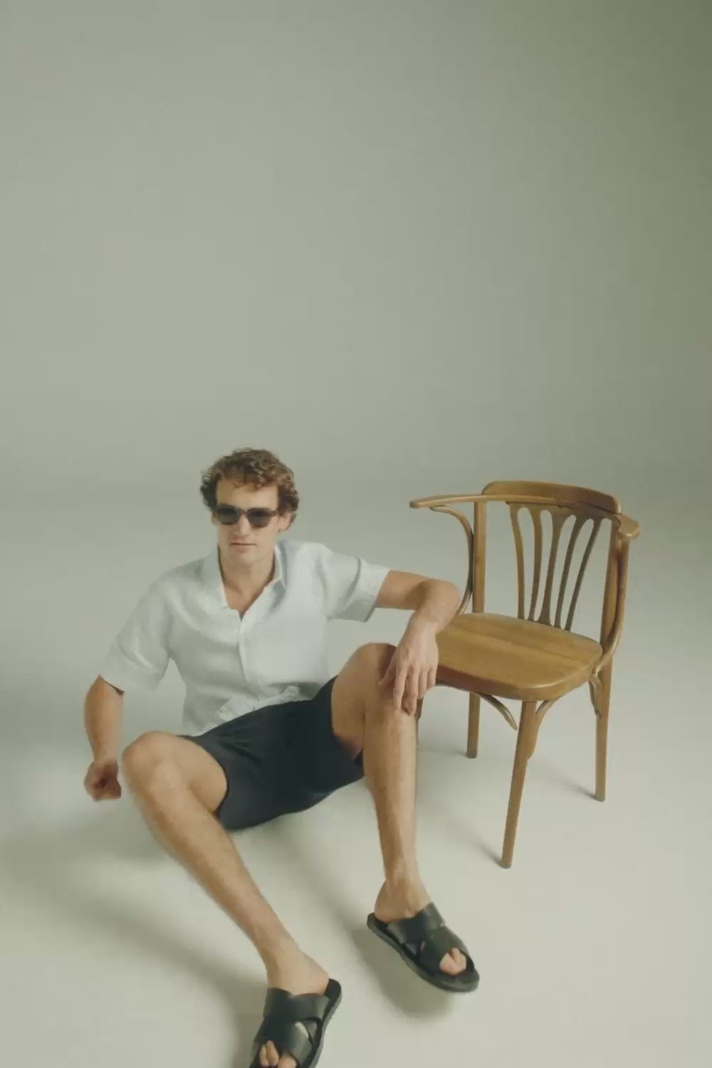 Îlot Colombia, Camisa azul claro y Bermuda azul oscuro, Eventos de verano, Sandalias, Gafas, Playa, Ropa para hombre