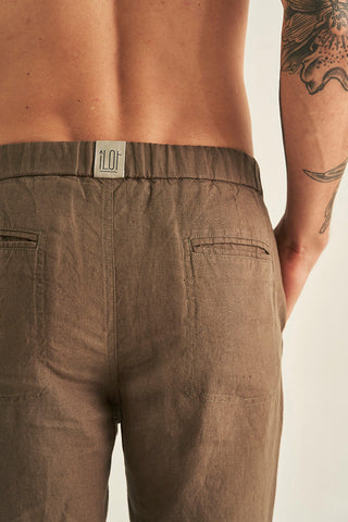 Pantalón café para hombre — Îlot